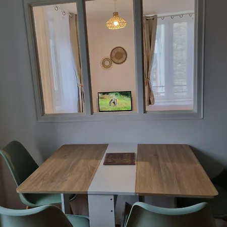 Les Flocons Enchantes, Neuf, Belle Vue,4 Personnes * Bourboule