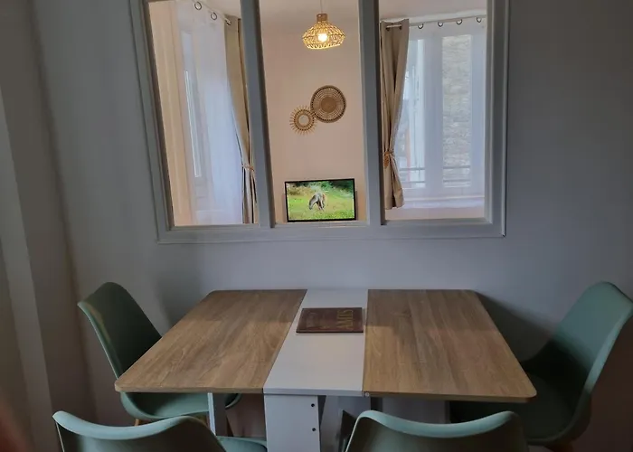 Les Flocons Enchantes, Neuf, Belle Vue,4 Personnes * La Bourboule